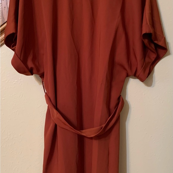 NWT WayF wrap tie front dress with cuffed dolman sleeves - Picture 3 of 8